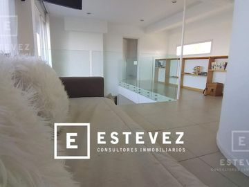 Importante casa en venta, Barrio Cerrado, Escobar