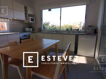 Importante casa en venta, Barrio Cerrado, Escobar