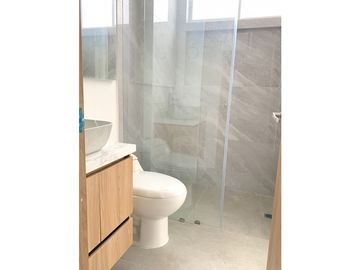 Casa en Venta en Llanogrande 4 alcobas, lujosa y en conjunto cerrado