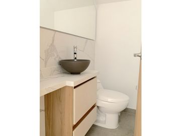Casa en Venta en Llanogrande 4 alcobas, lujosa y en conjunto cerrado