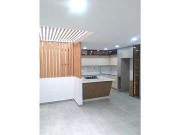 Casa en Venta en Llanogrande 4 alcobas, lujosa y en conjunto cerrado