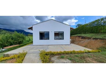 VENDO FINCA VENECIA ANTIOQUIA