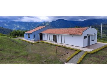 VENDO FINCA VENECIA ANTIOQUIA
