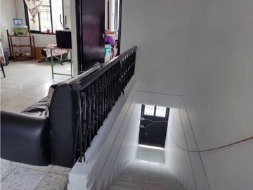 CASA EN VENTA EN PALMIRA BARRIO URIBE SOBRE LA CARRERA 19, 2DO PISO