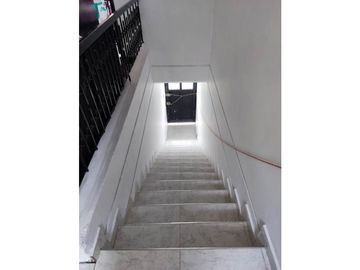 CASA EN VENTA EN PALMIRA BARRIO URIBE SOBRE LA CARRERA 19, 2DO PISO