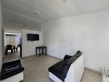 CASA EN VENTA BARRIO FLORALIA - PEATONAL