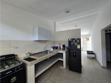 CASA EN VENTA BARRIO FLORALIA - PEATONAL