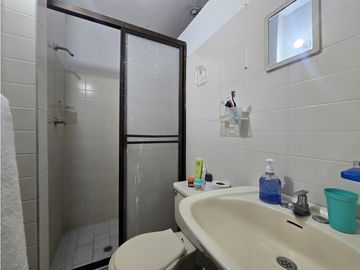 CASA EN VENTA BARRIO FLORALIA - PEATONAL