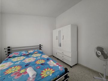 CASA EN VENTA BARRIO FLORALIA - PEATONAL