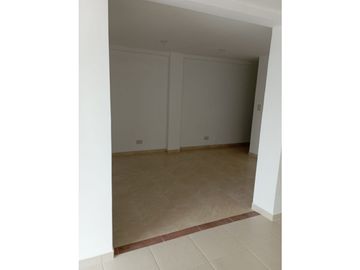 BROKER - CASA DE 3 PISOS CON LOCAL EN VENTA, BARRIO LOS HOYOS POPAYN