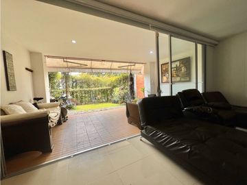 VENDO CASA ENVIGADO LAS CALLEJAS