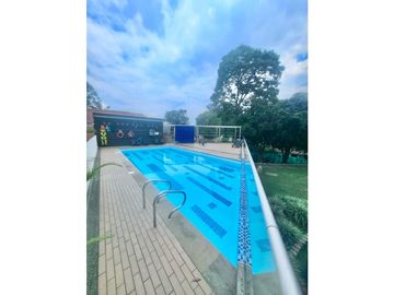 VENDO CASA ENVIGADO LAS CALLEJAS