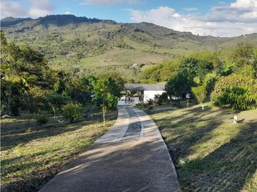 Venta de finca campestre y  productiva la  cumbre  VC  Wasi 9035571