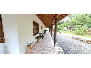 VENDO FINCA VENECIA ANTIOQUIA