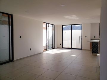 VENTA casa en San Pedro Cholula, 3 recamaras Puebla.