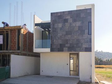 VENTA casa en San Pedro Cholula, 3 recamaras Puebla.