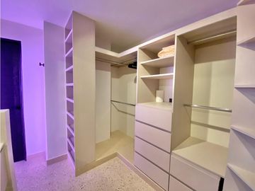VENDO APARTAMENTO EN AVENIDA BALBOA PH LA GAVIOTA (1)