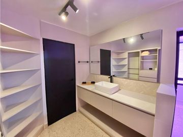 VENDO APARTAMENTO EN AVENIDA BALBOA PH LA GAVIOTA (1)