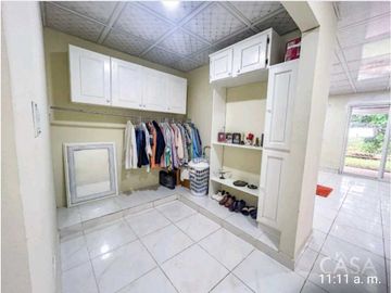 VENDO CASA EN ARRAIJAN VILLAS LAS  PRADERAS