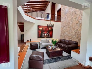 CASA DE VENTA EN MIRAVALLE 3