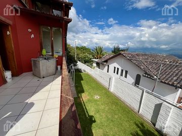 CASA DE VENTA EN MIRAVALLE 3