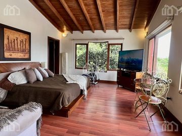 CASA DE VENTA EN MIRAVALLE 3