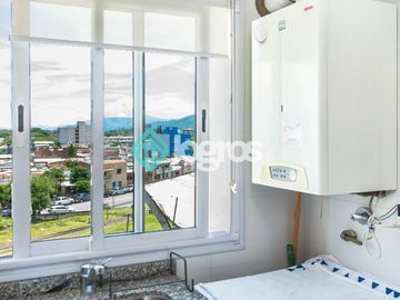 Departamento en venta de 3 dormitorios con cochera en Macrocentro