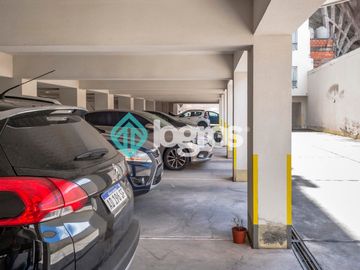 Departamento en venta de 3 dormitorios con cochera en Macrocentro