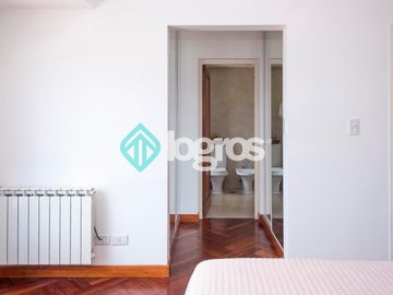 Departamento en venta de 3 dormitorios con cochera en Macrocentro