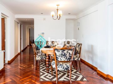 Departamento en venta de 3 dormitorios con cochera en Macrocentro