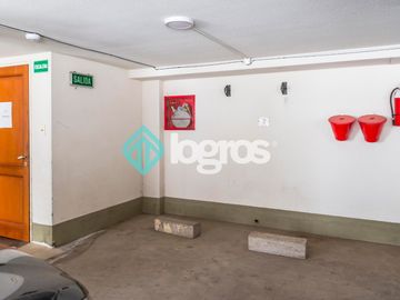 Departamento en venta de 3 dormitorios con cochera en Macrocentro