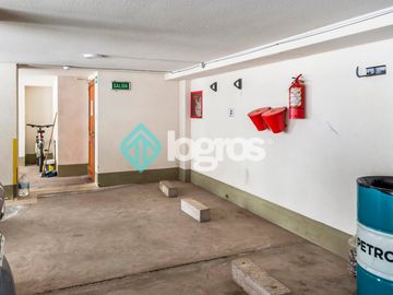 Departamento en venta de 3 dormitorios con cochera en Macrocentro