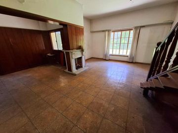CASA 5 AMBIENTES VENTA LOMAS DE ZAMORA LOTE 17x47