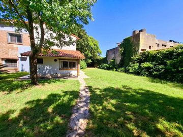 CASA 5 AMBIENTES VENTA LOMAS DE ZAMORA LOTE 17x47