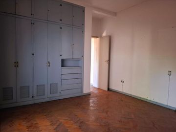 CASA 5 AMBIENTES VENTA LOMAS DE ZAMORA LOTE 17x47
