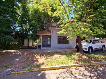 CASA 5 AMBIENTES VENTA LOMAS DE ZAMORA LOTE 17x47