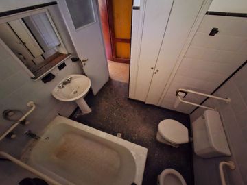 CASA 5 AMBIENTES VENTA LOMAS DE ZAMORA LOTE 17x47