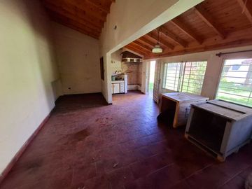 CASA 5 AMBIENTES VENTA LOMAS DE ZAMORA LOTE 17x47
