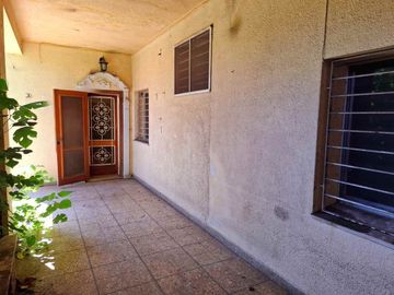CASA 5 AMBIENTES VENTA LOMAS DE ZAMORA LOTE 17x47