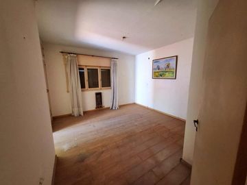 CASA 5 AMBIENTES VENTA LOMAS DE ZAMORA LOTE 17x47