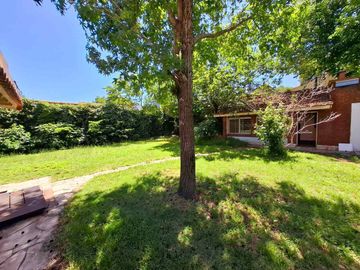 CASA 5 AMBIENTES VENTA LOMAS DE ZAMORA LOTE 17x47