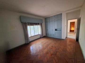 CASA 5 AMBIENTES VENTA LOMAS DE ZAMORA LOTE 17x47