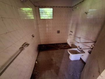 CASA 5 AMBIENTES VENTA LOMAS DE ZAMORA LOTE 17x47