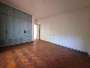 CASA 5 AMBIENTES VENTA LOMAS DE ZAMORA LOTE 17x47