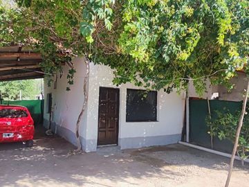 VENTA CASA CON DEPARTAMENTO