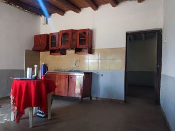 VENTA CASA CON DEPARTAMENTO