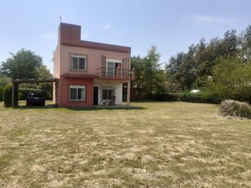 VENTA CASAQUINTA  4 AMB EXALTACION DE LA CRUZ