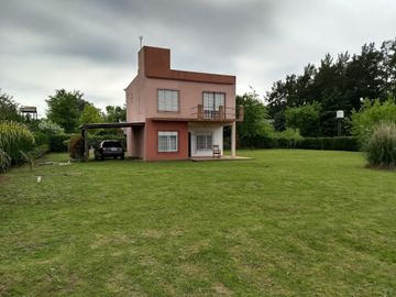 VENTA CASAQUINTA  4 AMB EXALTACION DE LA CRUZ