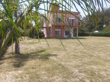 VENTA CASAQUINTA  4 AMB EXALTACION DE LA CRUZ