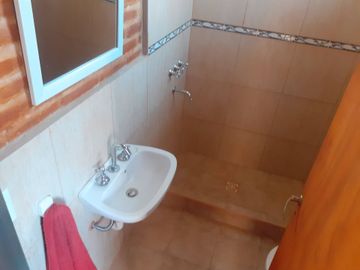VENTA CASAQUINTA  4 AMB EXALTACION DE LA CRUZ